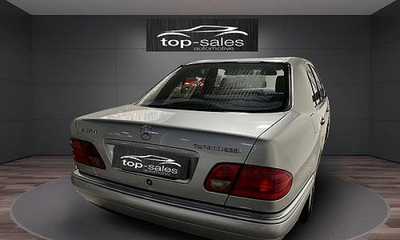 Mercedes-Benz E 250 ...