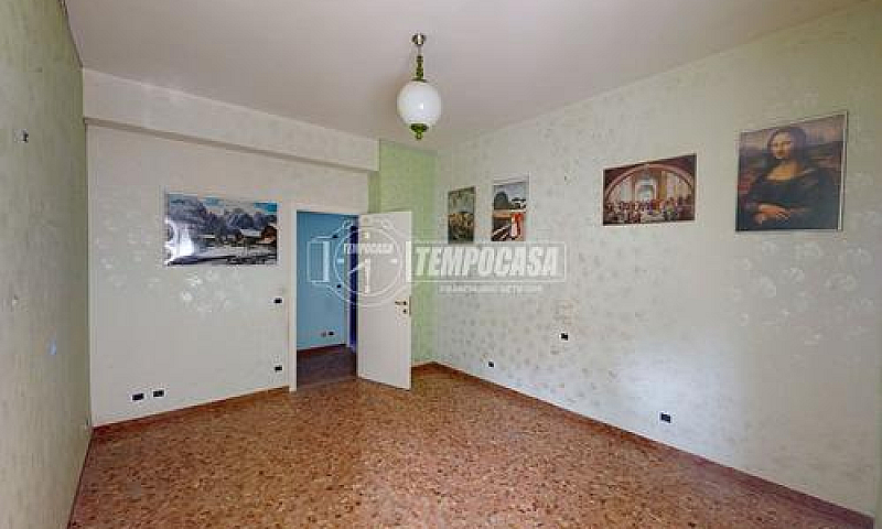 Appartamento A Chiar...