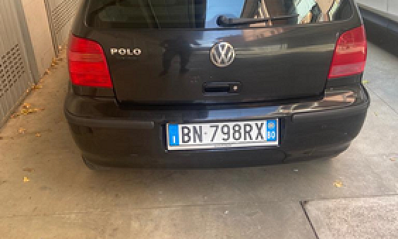 2000 Volkswagen...