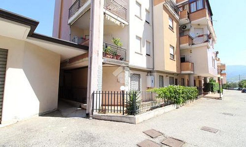 3 Locali A Montalto ...