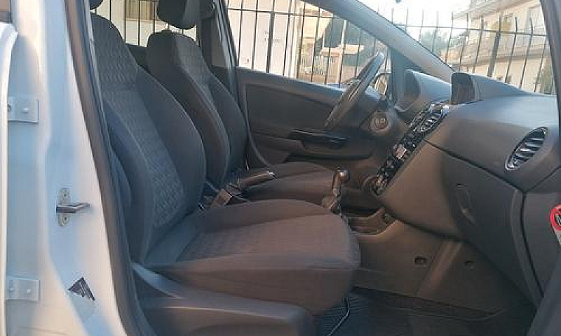 Opel Corsa 1.3 Cdti ...