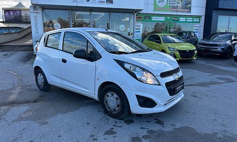 Chevrolet Spark 1.0 ...