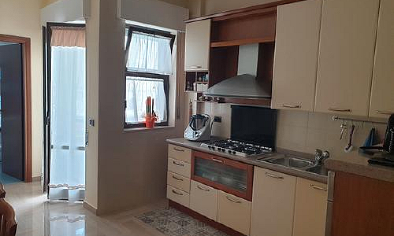 Appartamento In Zona...