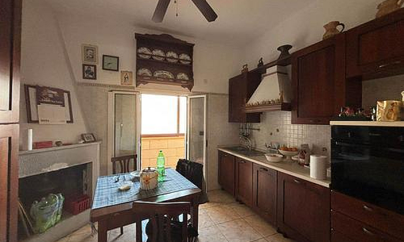Rif.179 Via Trani...