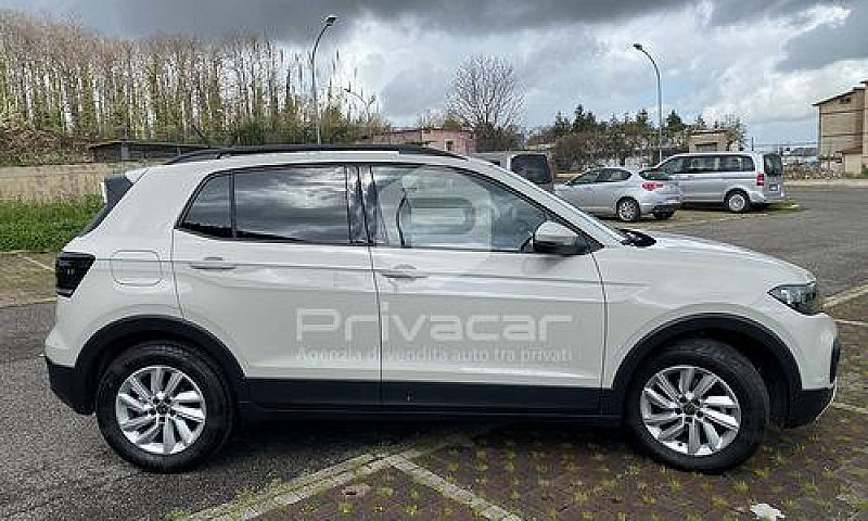 Volkswagen T-Cross 1...