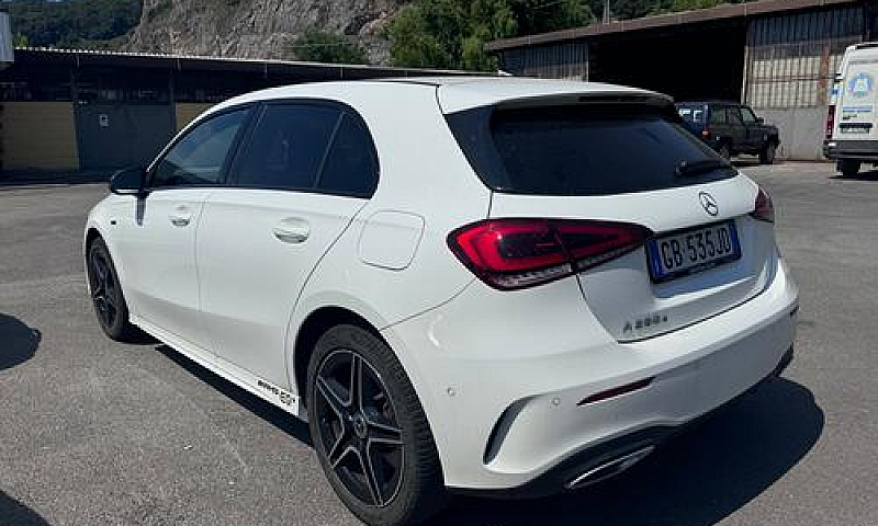 Mercedes-Benz A 180 ...