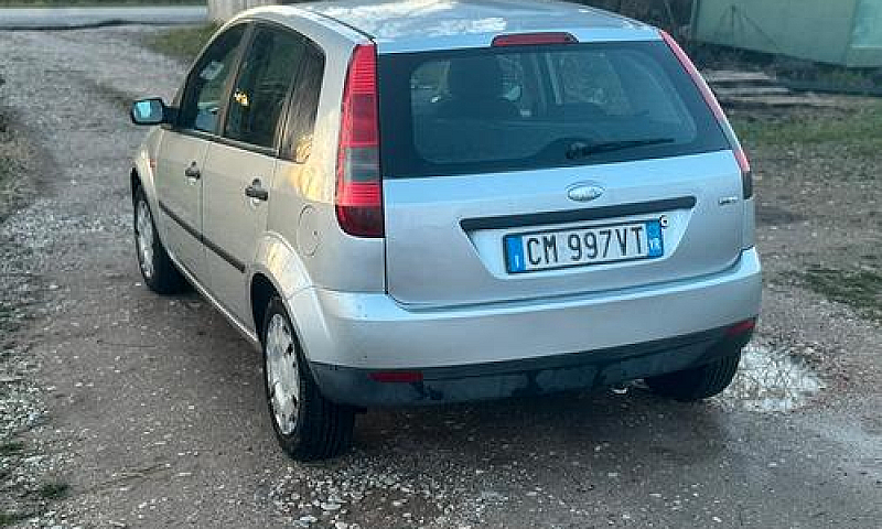 Ford Fiesta 2005 1.4...