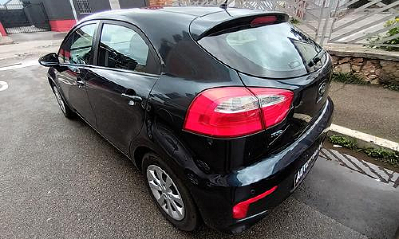 Kia Rio 1.1 Crdi 5P....