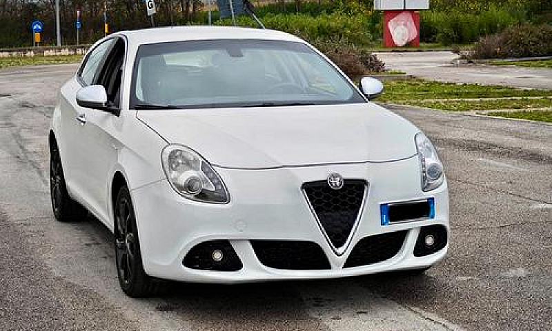 Alfa Romeo Giuletta ...