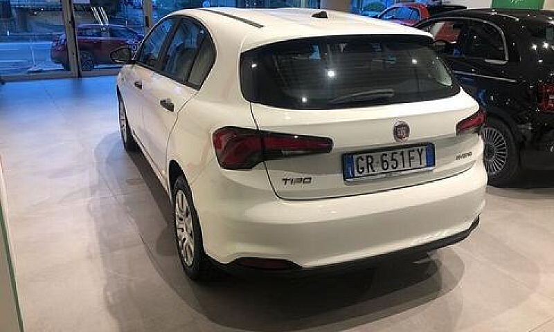 Fiat Tipo X2V My24 1...