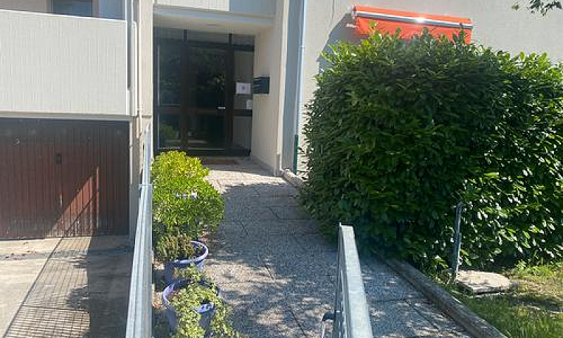 Appartamento A Rovig...