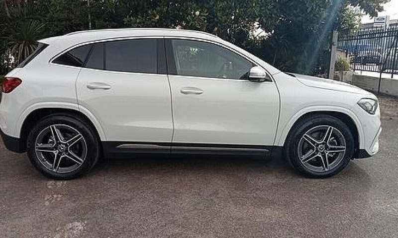 Nuova Gla 200D Aut. ...