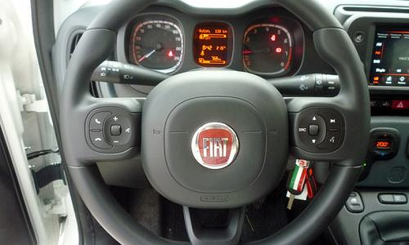 Fiat Panda 1.0 Hybri...