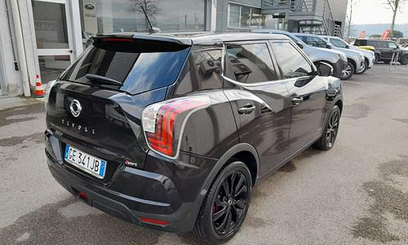 Ssangyong Tivoli Tiv...