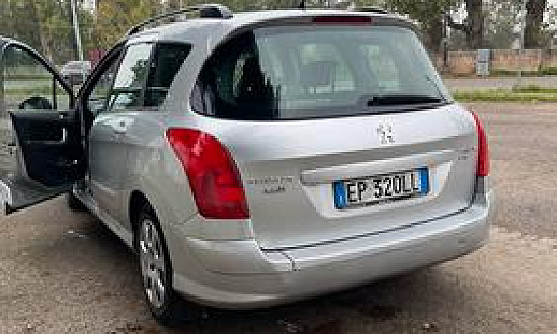 Peugeot 308 1.6 E-Hd...