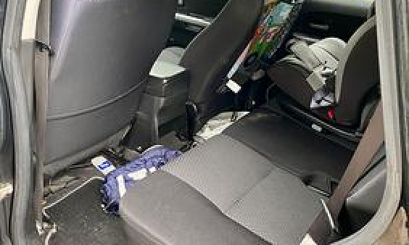 Suzuki Grand Vitara ...
