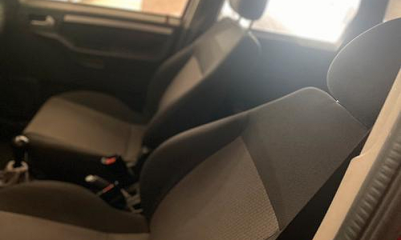 Opel Meriva 1.6Benzi...