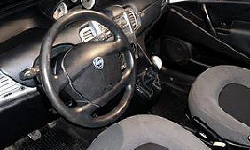 Lancia Y Seconda Ser...