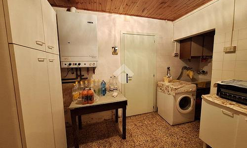 5 Locali A San Pietr...