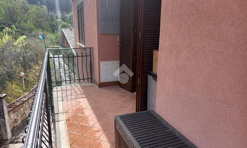4 Locali A Salza Irp...