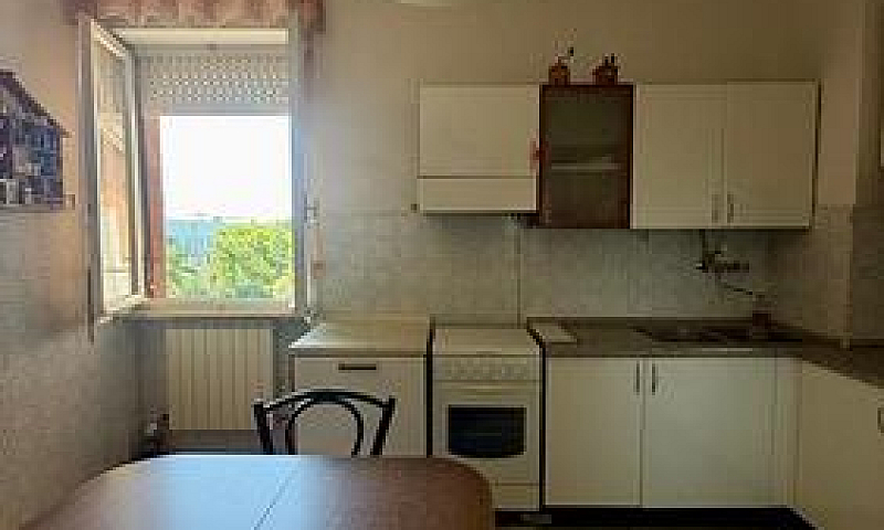 Appartamento In Zona...