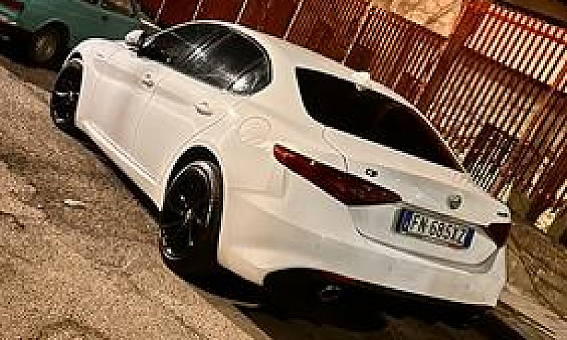 Giulia Veloce...