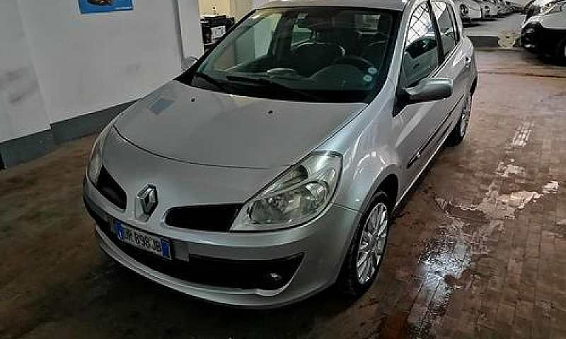 Renault Clio 1.2 16V...
