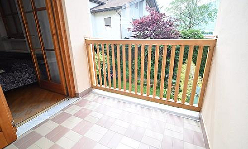 Ora: Casa A Schiera ...