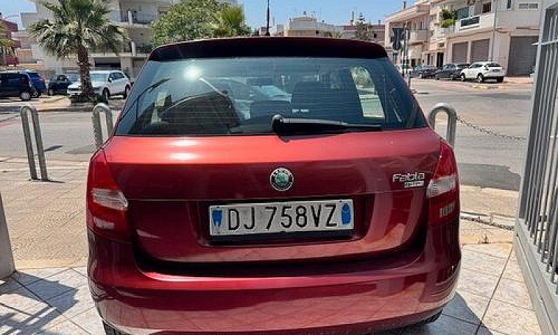 Skoda Fabia 1.2 I Un...