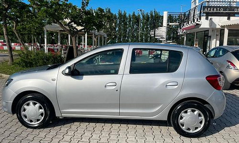 Dacia Sandero In...