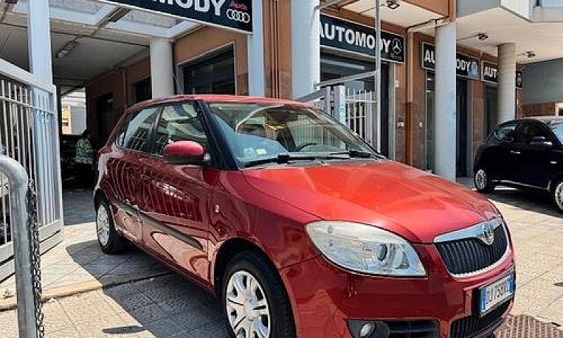 Skoda Fabia 1.2 I Un...