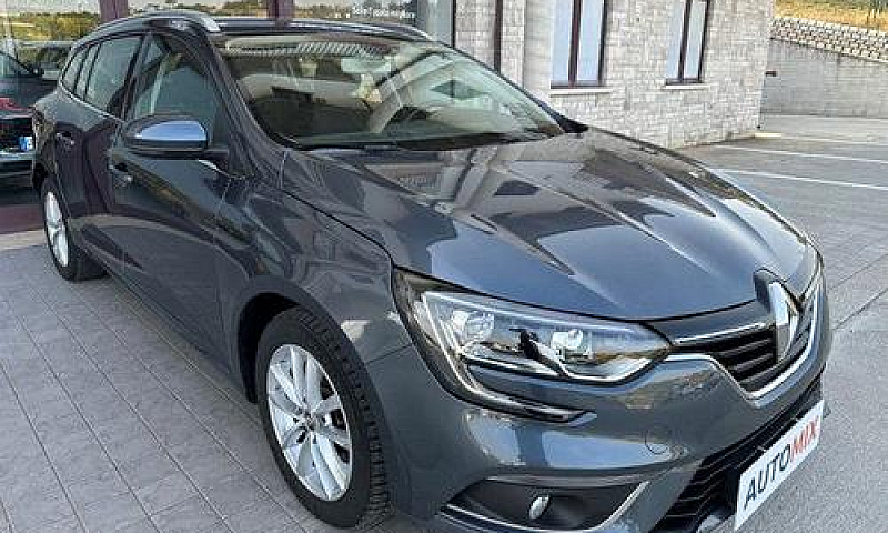 Renault M?Gane Sport...