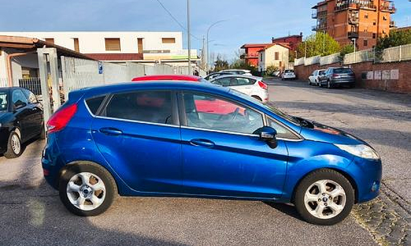 Ford Fiesta 1.4 5 Po...