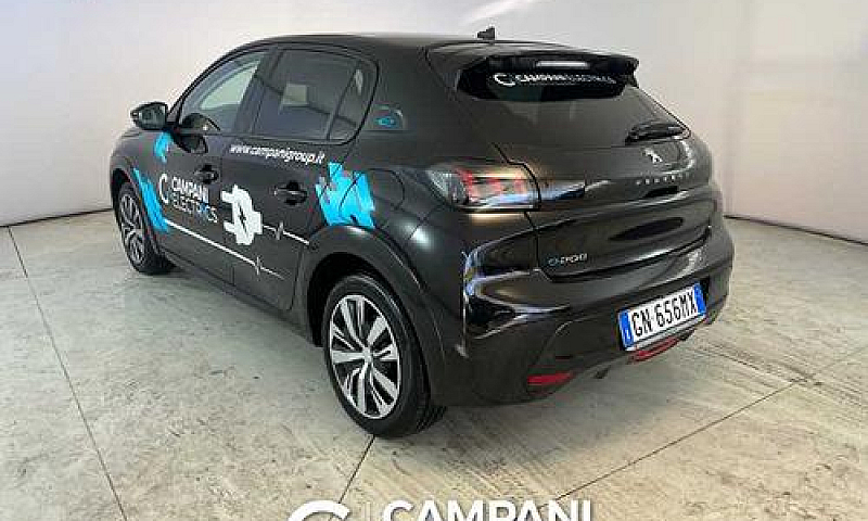 Peugeot E-208 Allure...