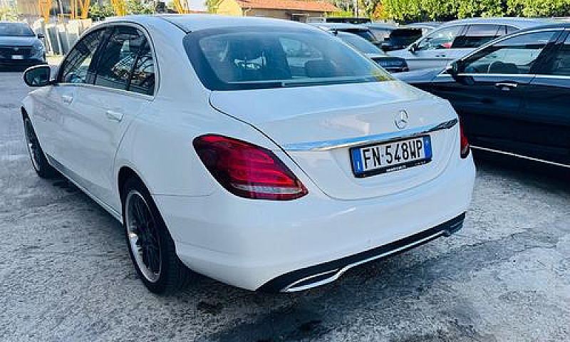 Mercedes-Benz C 200 ...