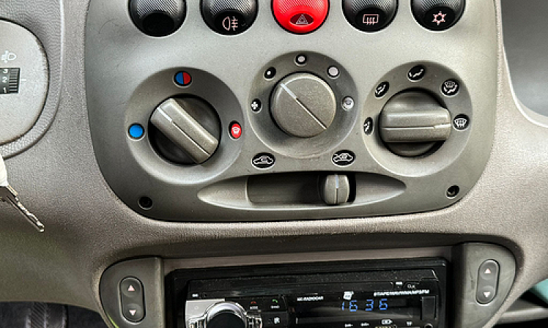 Fiat 600 Anno 2004...