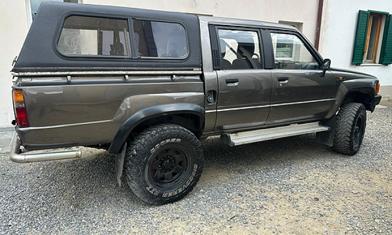 Toyota Hilux Ln65...