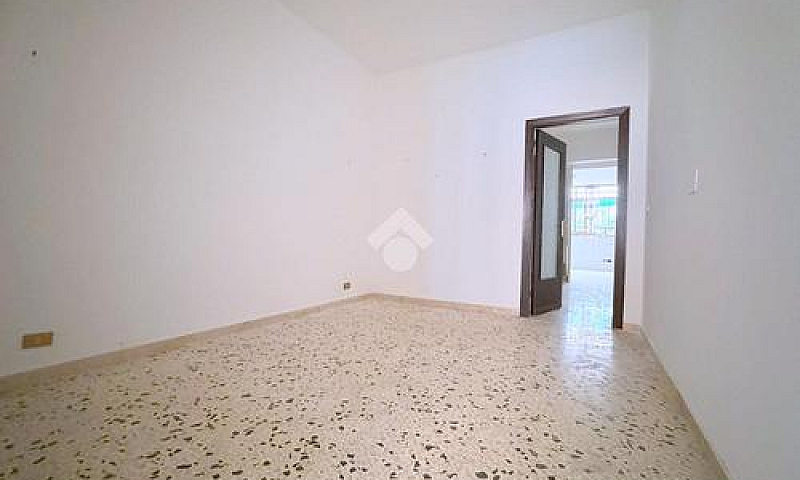 2 Locali A Palermo...