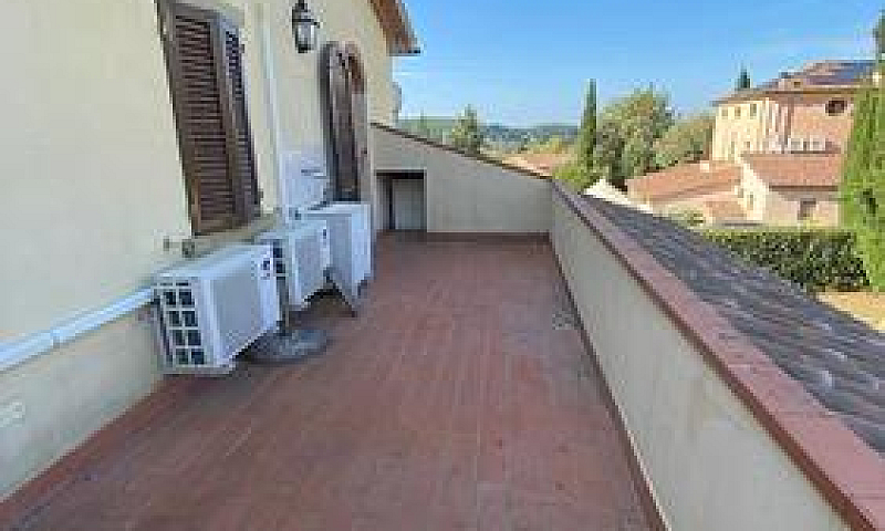 Appartamento A Ripar...