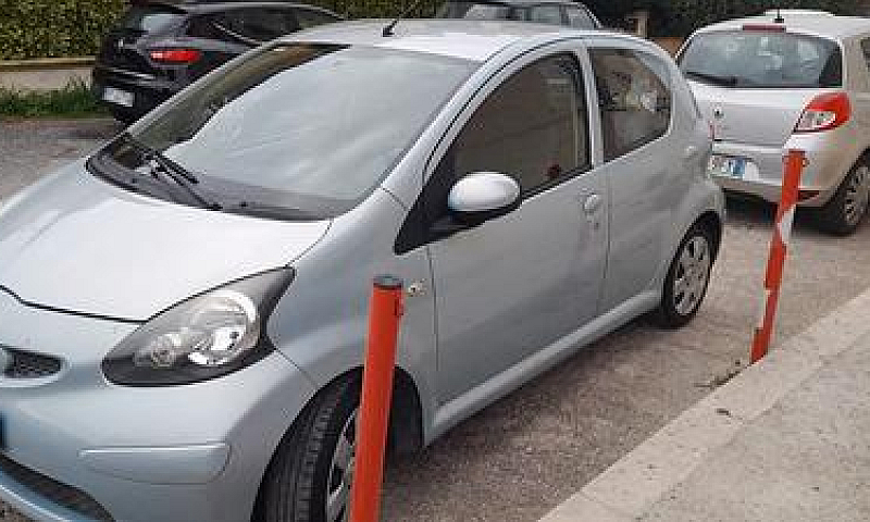 Toyota Aygo 1ª Serie...