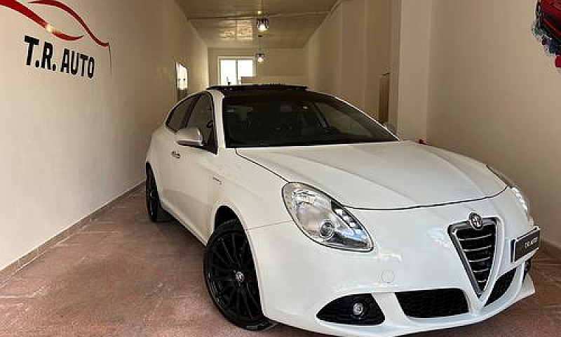 Alfa Romeo Giulietta...