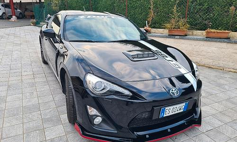 Toyota Gt86 - 2013...
