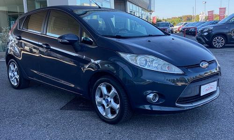 Ford Fiesta 1.2 60Cv...
