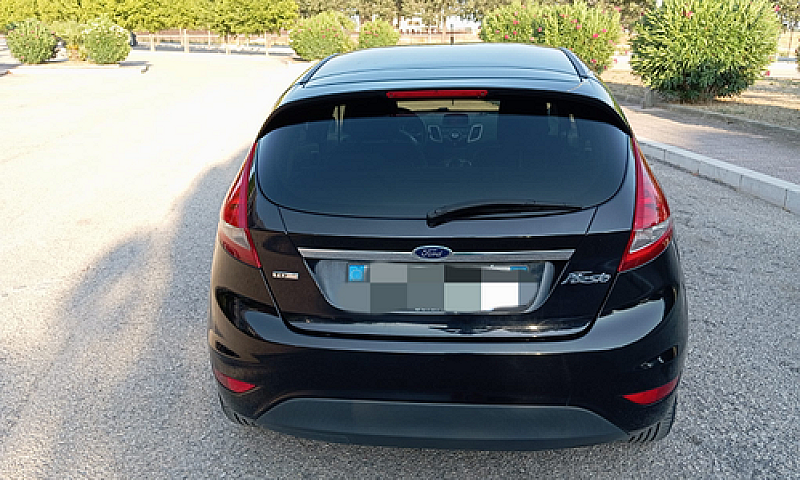 Ford Fiesta 1.4 Tdi...