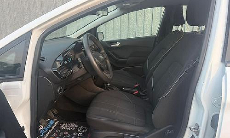 Ford Fiesta 1.5 Tdci...