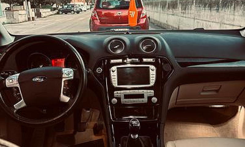 Ford Mondeo 140 Cv...