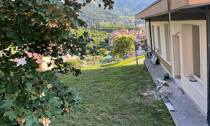Appartamento Piano T...