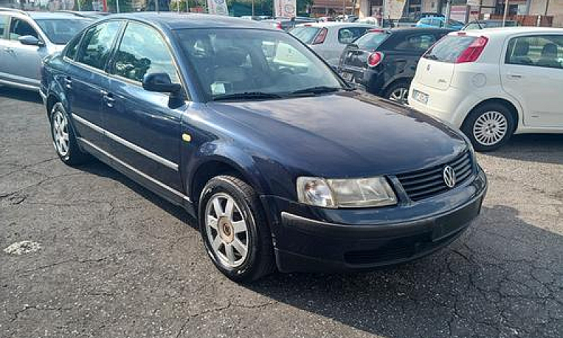 Volkswagen Passat 1....