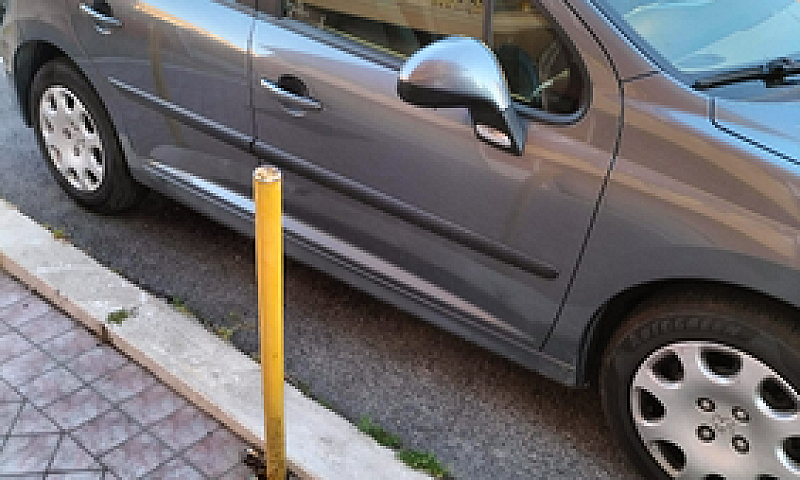 Peugeot 207...