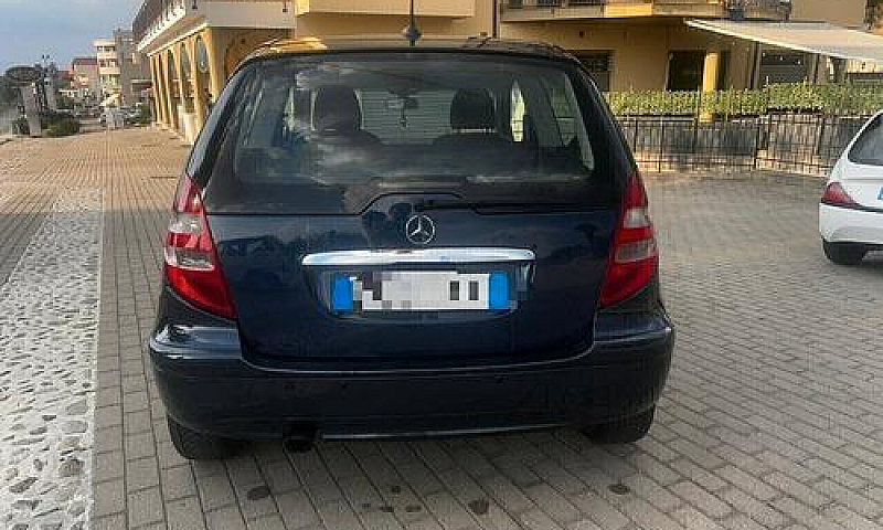 Mercedes-Benz A 160 ...